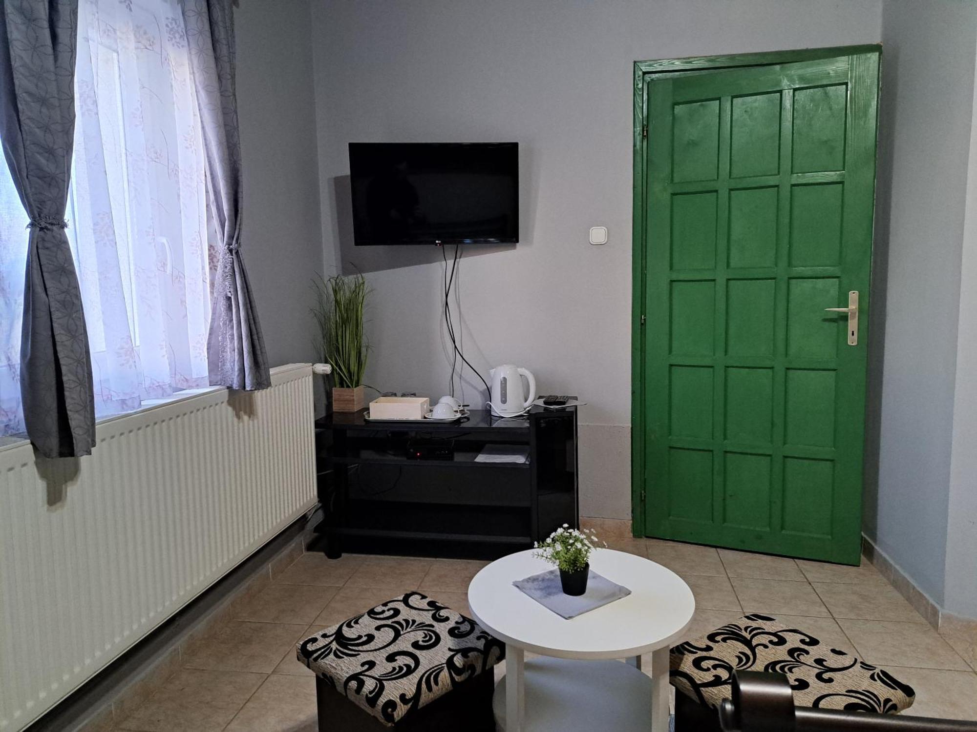 Bed and Breakfast Kisdiofa Panzio Es Vendeglo Vajdacska Экстерьер фото