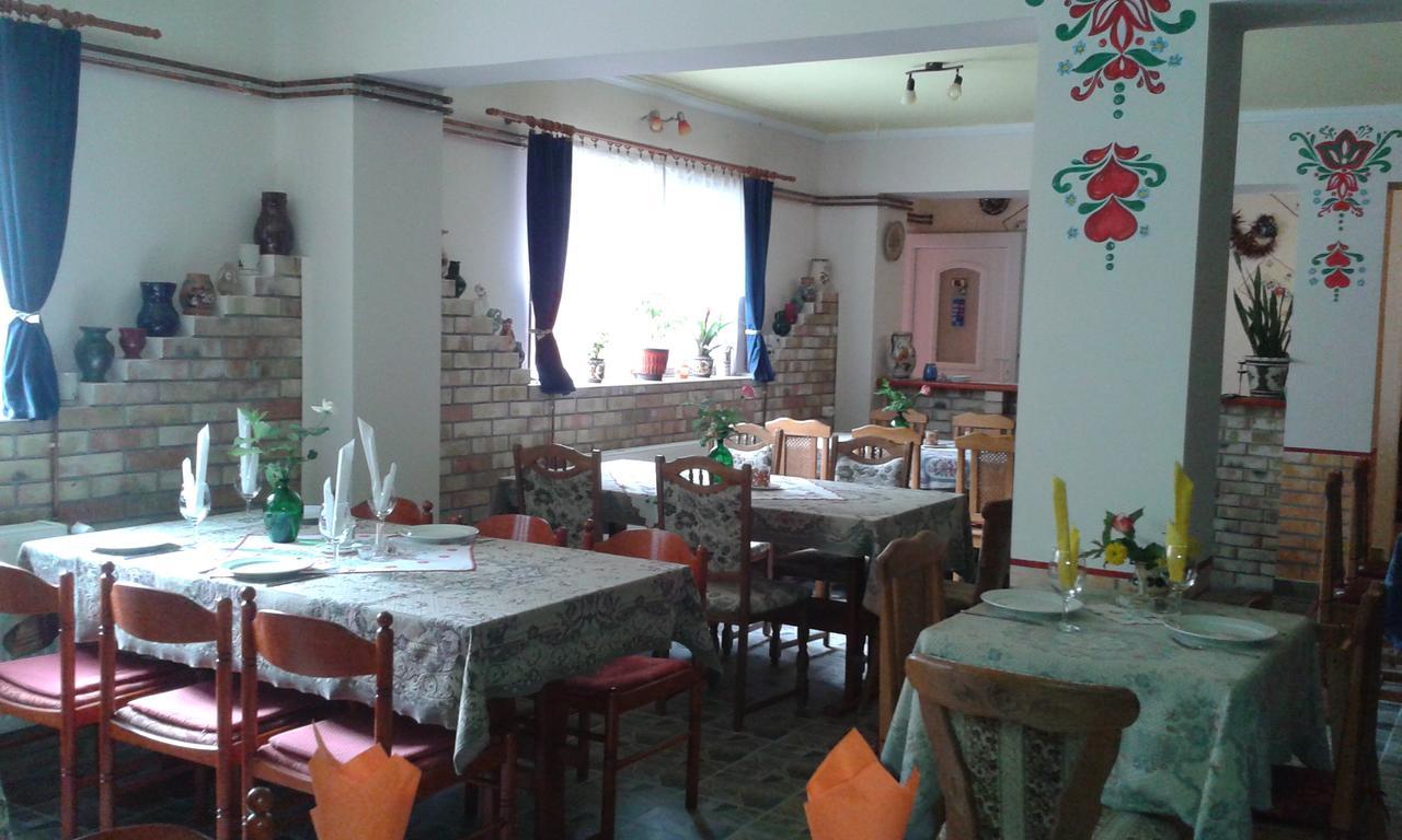 Bed and Breakfast Kisdiofa Panzio Es Vendeglo Vajdacska Экстерьер фото