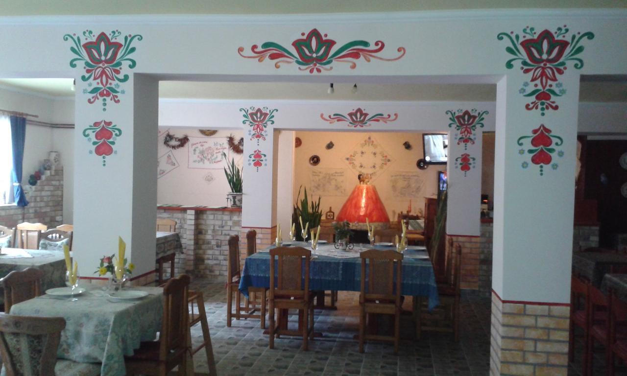 Bed and Breakfast Kisdiofa Panzio Es Vendeglo Vajdacska Экстерьер фото