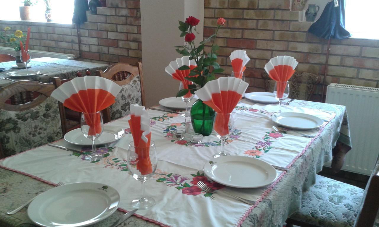 Bed and Breakfast Kisdiofa Panzio Es Vendeglo Vajdacska Экстерьер фото