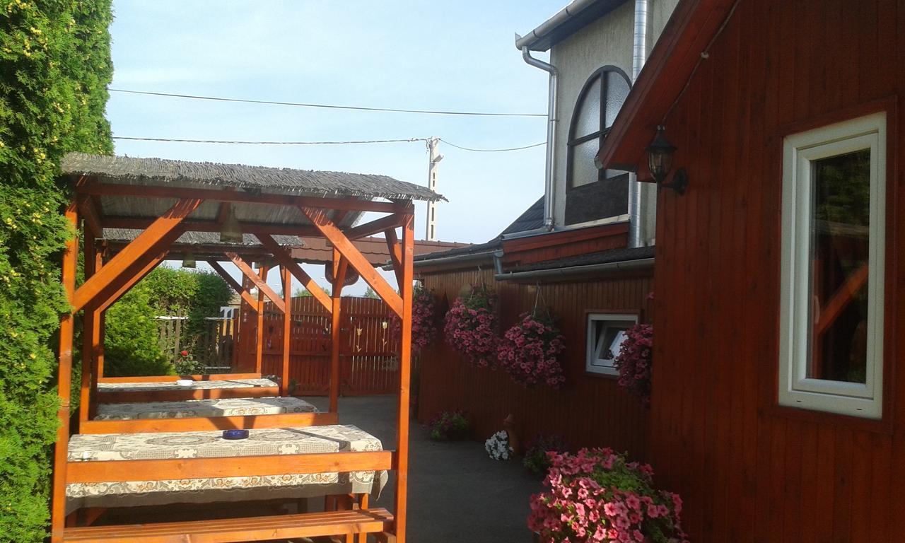 Bed and Breakfast Kisdiofa Panzio Es Vendeglo Vajdacska Экстерьер фото