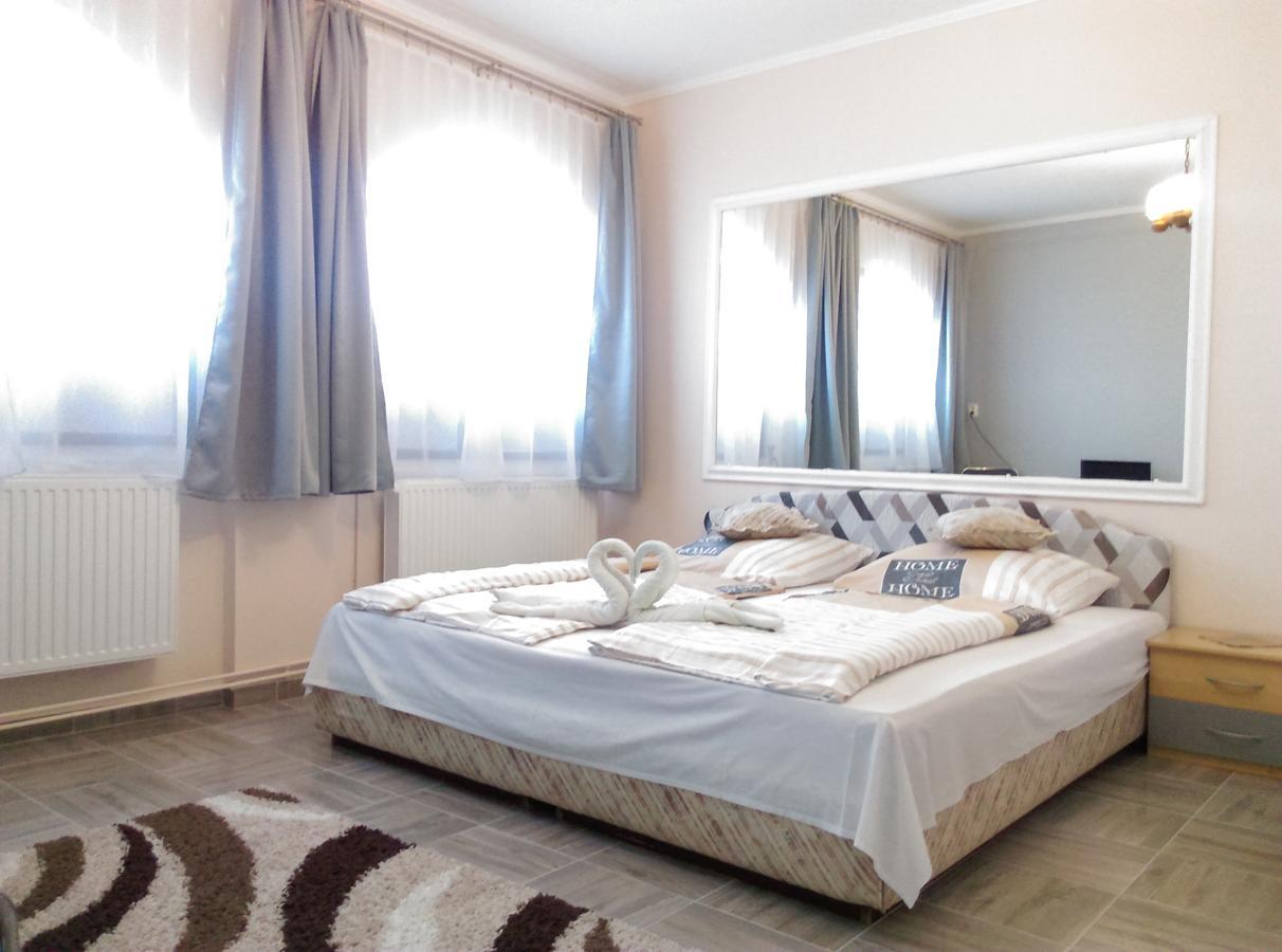 Bed and Breakfast Kisdiofa Panzio Es Vendeglo Vajdacska Экстерьер фото